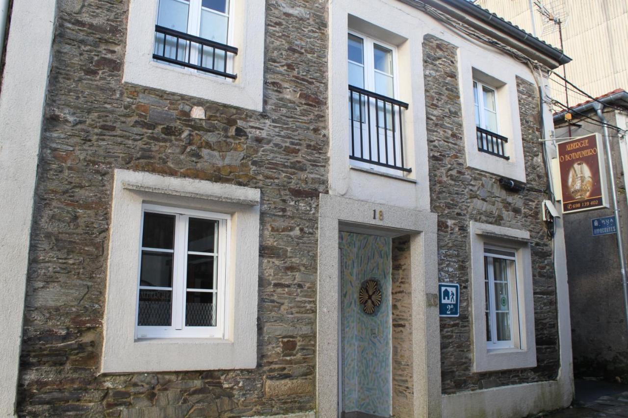Albergue O Botafumeiro Arzua Exterior photo